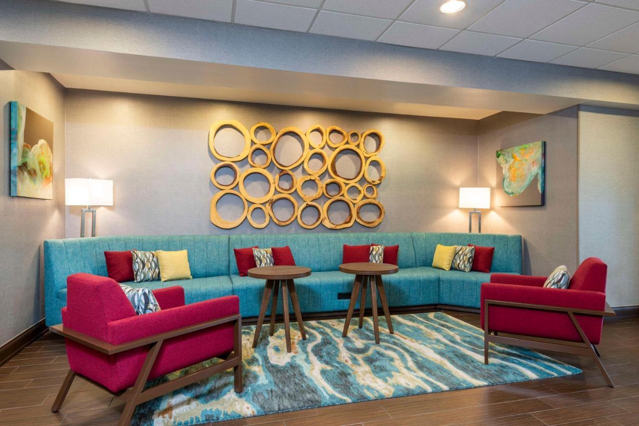 Hampton Inn & Suites Fort Myers-Colonial Boulevard Exterior foto